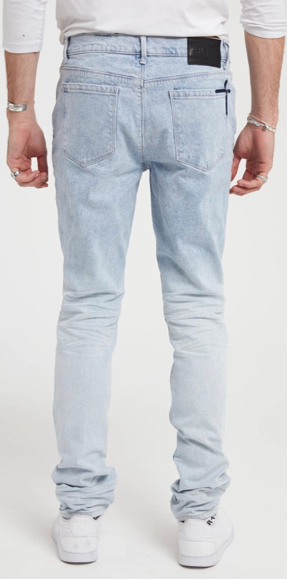 RTA BRYANT SKINNY JEAN | LIGHT WASH