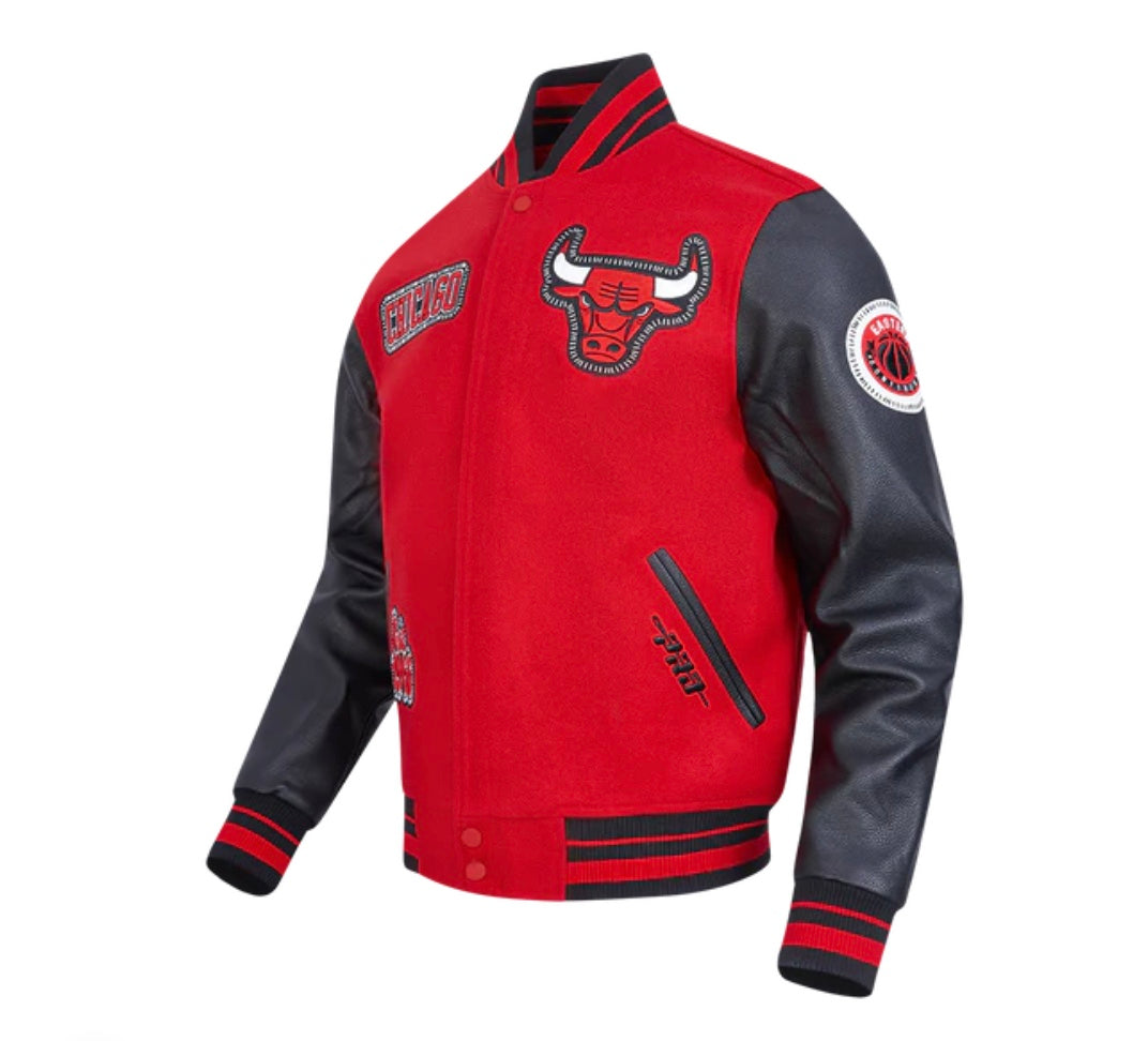 PRO STANDARD CHICAGO BULLS WOOL VARSITY JACKET